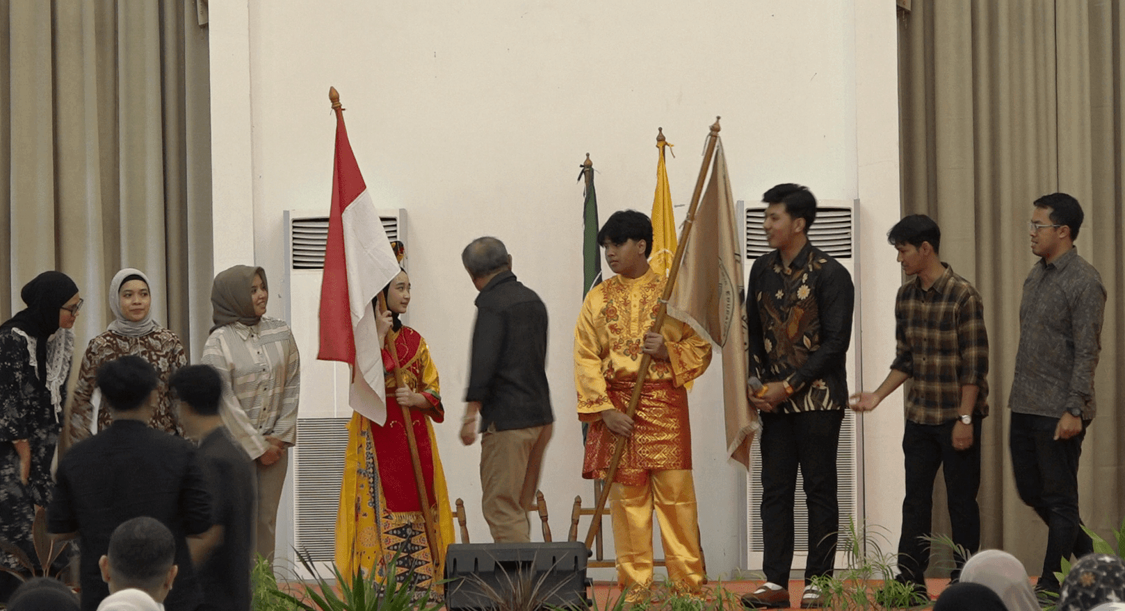 Send Off Ceremony Siswa-Siswi IIEC dalam Kegiatan Overseas Program 2025