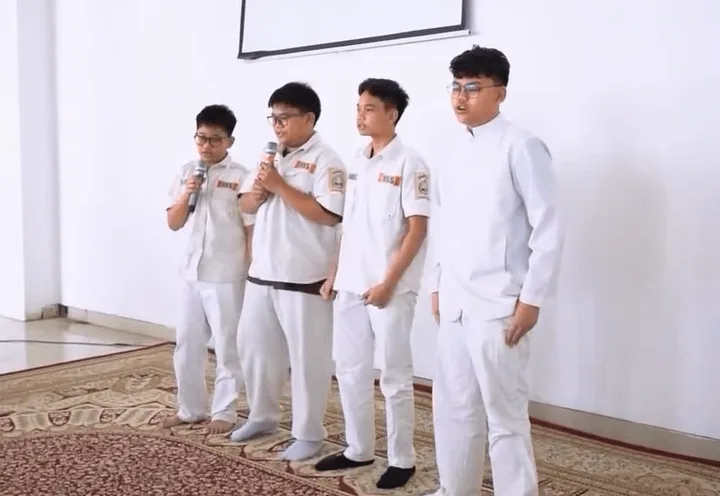 IIEC Islamic Boarding School Trendsetter Pendidikan Islam di Indonesia